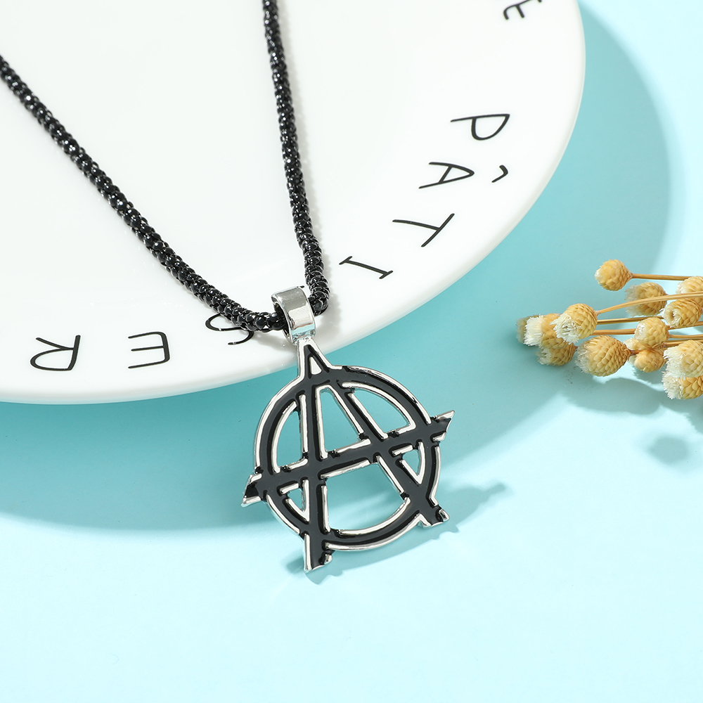 Vintage Jewelry Collection - Collier avec logo de l'initiale A
