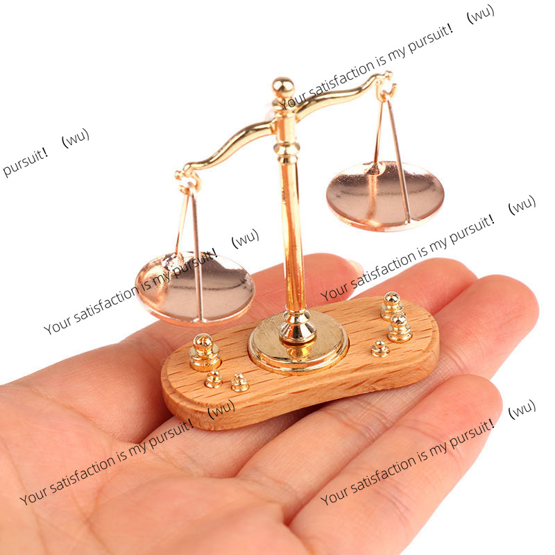 Miniature de balance vintage,  - Vintage Collectible And Vintage Dolls avis et prix